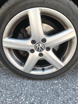Llantas Originales VW 17 + Neumáticos Hankook