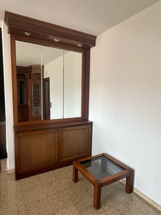 Mueble de salón vintage con mesa y 6 sillas