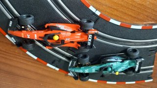Scalextric Compact 1:43 F1 Pack 2 Coches