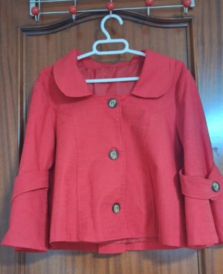 Chaqueta torera roja