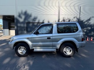 Toyota Land Cruiser 90 2001
