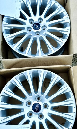 -35% DESCUENTO Llantas Ford Focus