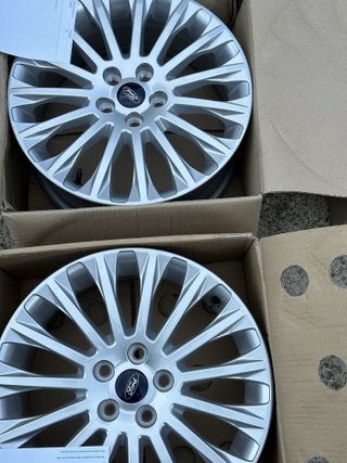 -35% DESCUENTO Llantas Ford Focus