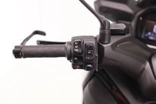 YAMAHA X-MAX 300 TECH MAX PLUS 2025
