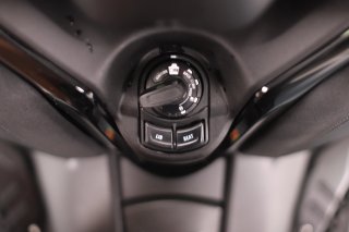 YAMAHA X-MAX 300 TECH MAX PLUS 2025