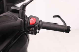 YAMAHA X-MAX 300 TECH MAX PLUS 2025