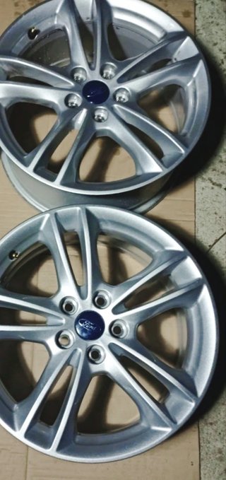 Neumáticos de coche