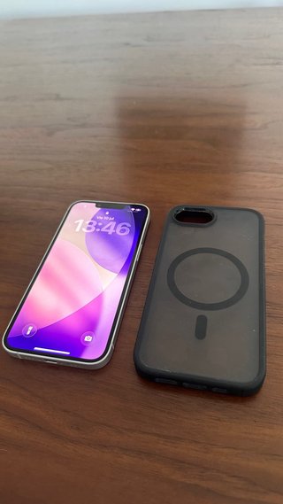 IPHONE 16e CORRECTO ESTADO