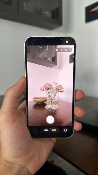 IPHONE 16e CORRECTO ESTADO