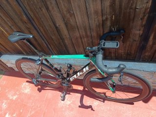 Bicicleta carretera Fuji SL Caja Rural talla 56