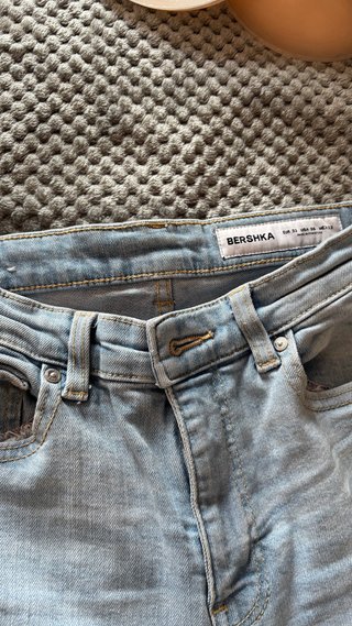 Pantalones campana Bershka azul claro T.32