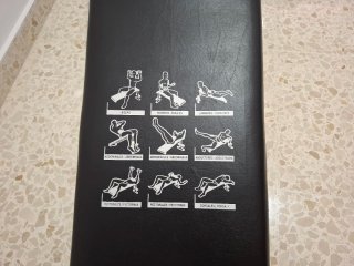 Banco de musculación y abdominales