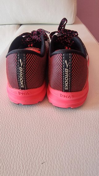 Zapatillas Brooks Hyperion Talla 38.5