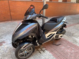 Piaggio MP3 Yourban 300LT Gris/Negro