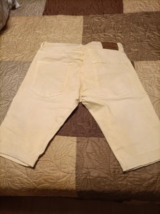 Pantalón corto Zara hombre amarillo