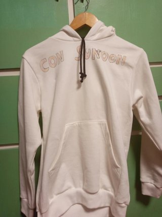 Sudadera con capucha pintada a mano, única