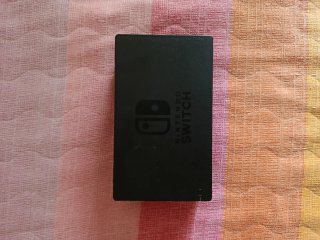 Nintendo Switch  + accesorios + juego MHR