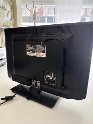 Televisor HD Toshiba HD 23” Negro