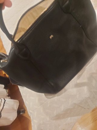 Bolso de piel negro