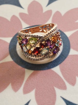 Anillo Oro y Piedras Preciosas