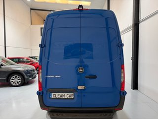 Mercedes-Benz eSprinter 2023