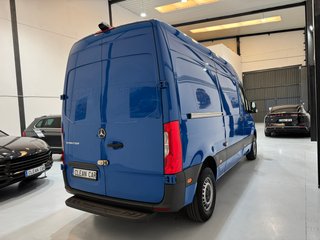 Mercedes-Benz eSprinter 2023