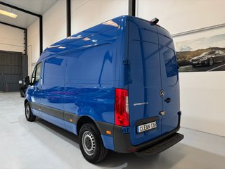 Mercedes-Benz eSprinter 2023