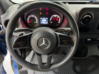 Mercedes-Benz eSprinter 2023