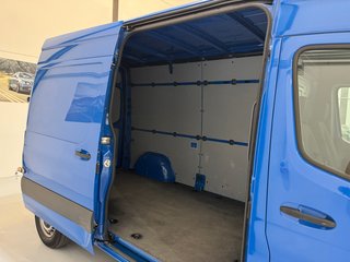 Mercedes-Benz eSprinter 2023
