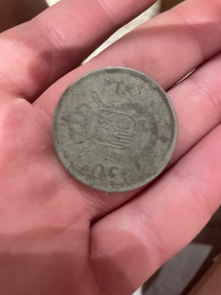 Moneda antigua PTG 50