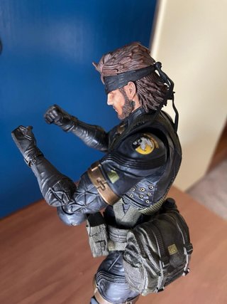Action Figure Snake Big Boss Metal Gear