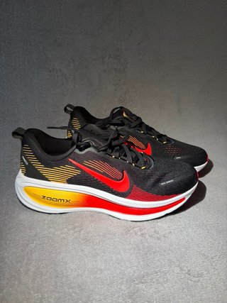 Nike Vomero 18 Uomo Taglia 44