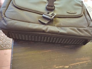Maletín Targus para portátil con protectores