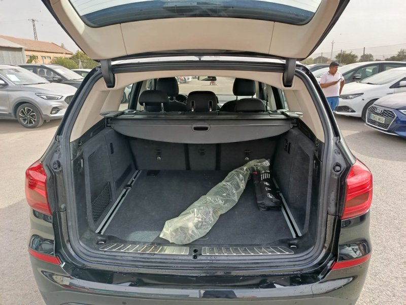 BMW X3 2021, foto 25