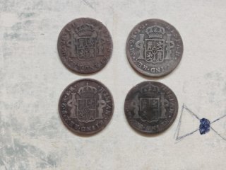 Monedas de Plata 1 Peseta 1837 y Carlos III