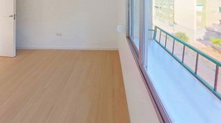 Piso en venta en Pueblo Nuevo en Madrid