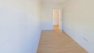 Piso en venta en Pueblo Nuevo en Madrid