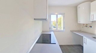 Piso en venta en Pueblo Nuevo en Madrid