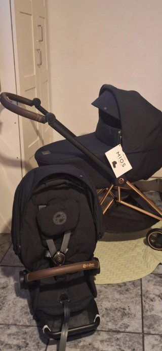 Carro Cybex MIOS Negro y Dorado