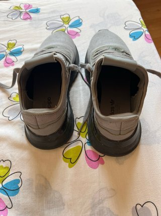 Adidas Zapatillas Grises y Negras