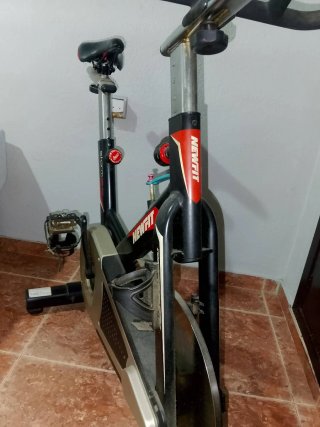 Bicicleta Ciclo Indoor Newfit Storm 5.0