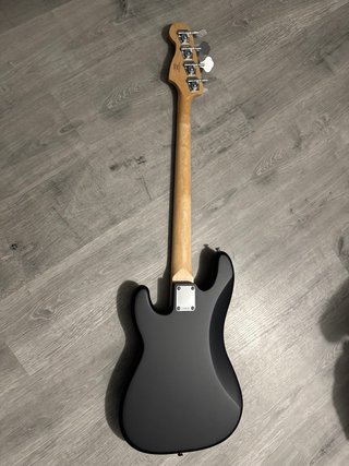 Bajo Squier Precision Bass Affinity Fender