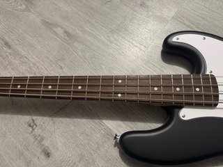 Bajo Squier Precision Bass Affinity Fender