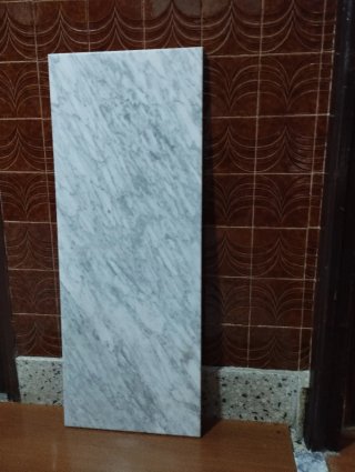 Losa mármol blanco vetas grises 108x41x2