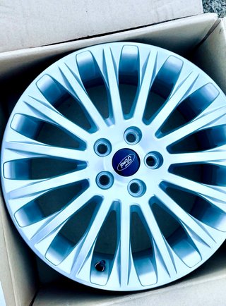 Llanta suelta 17" ford focus smax cmax