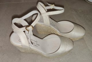 Zapatos de cuña para vestido de novia