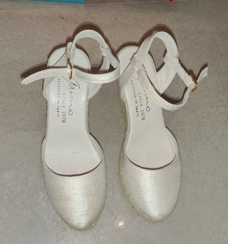 Zapatos de cuña para vestido de novia