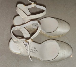 Zapatos de cuña para vestido de novia