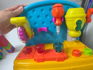 Banco de trabajo infantil de juguete