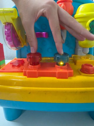 Banco de trabajo infantil de juguete